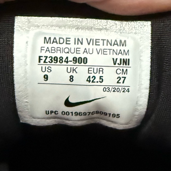 Nike Air Max 90 Gray and Neon Green Sneakers - Picture 11 of 11